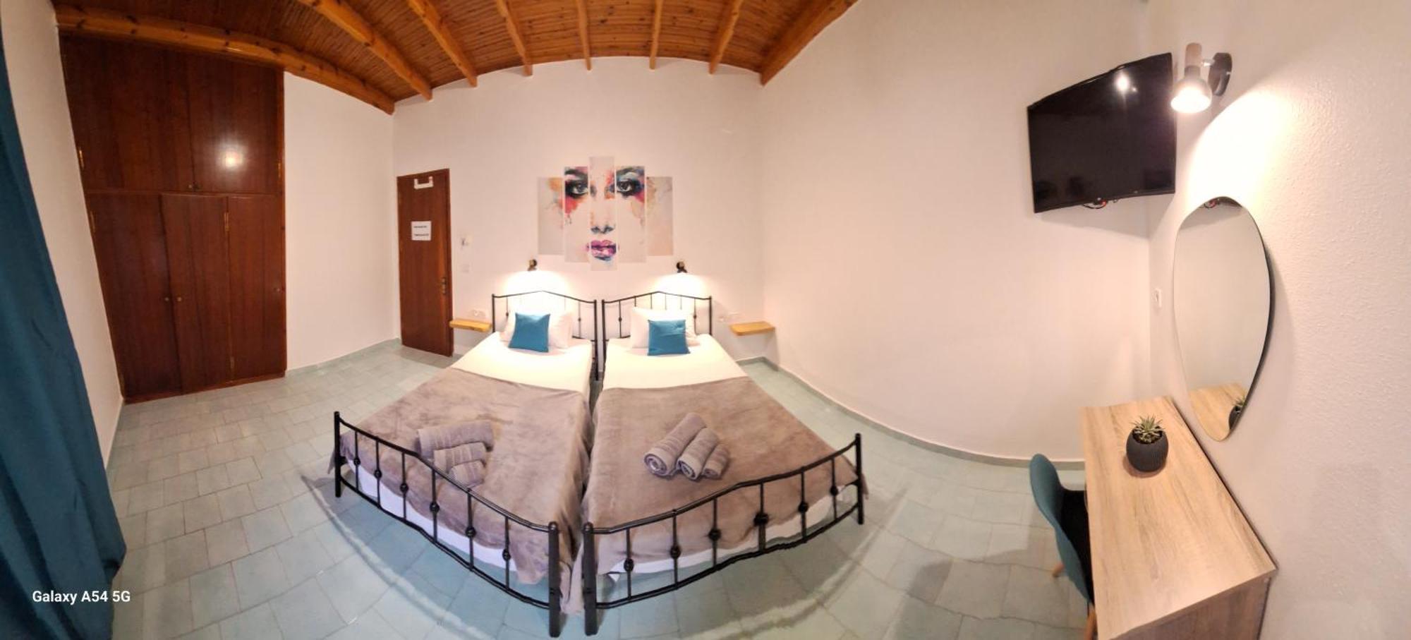 Gregory-Vassilis Apartments Dasziá Kültér fotó