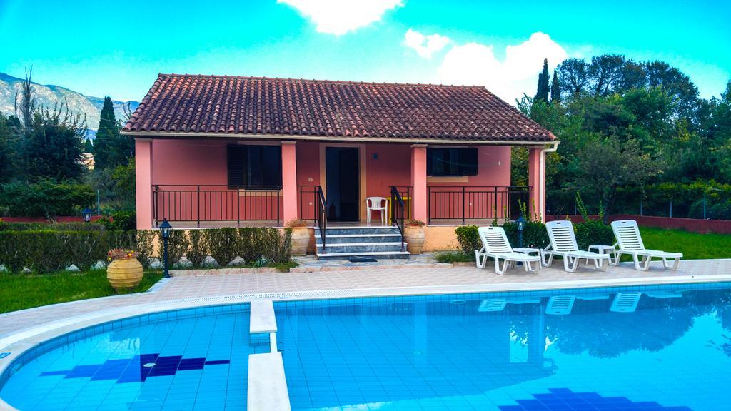 Gregory-Vassilis Apartments Dasziá Kültér fotó