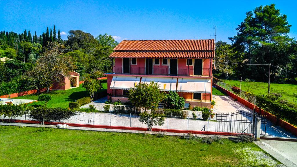 Gregory-Vassilis Apartments Dasziá Kültér fotó