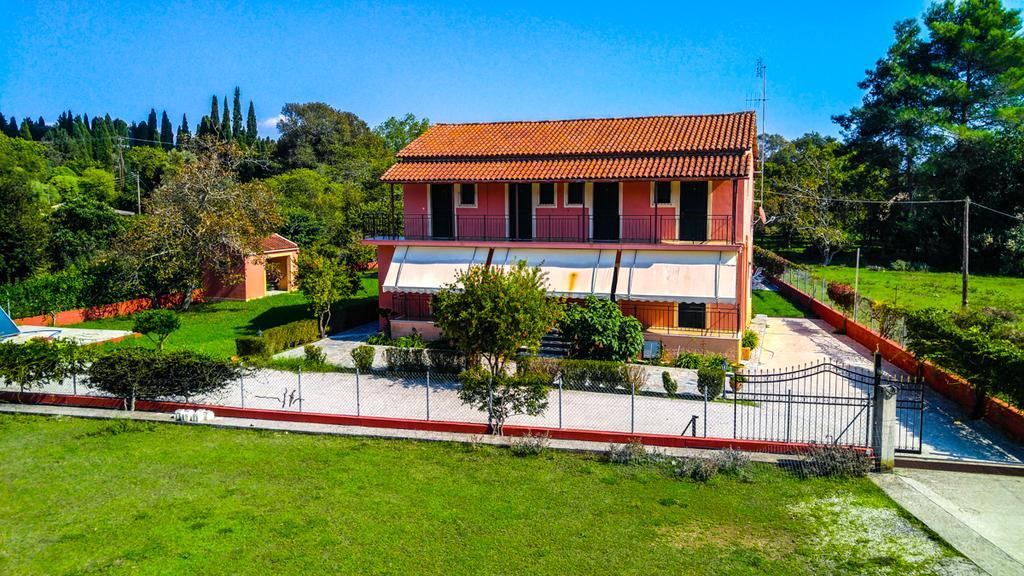 Gregory-Vassilis Apartments Dasziá Kültér fotó